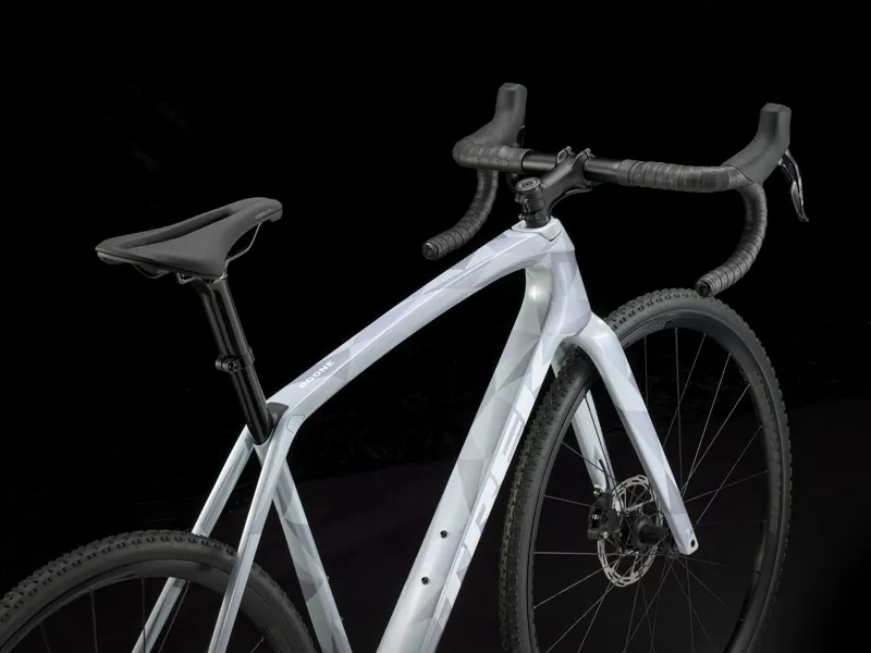 Trek Boone 5 Road Bike In Plasma Grey-2