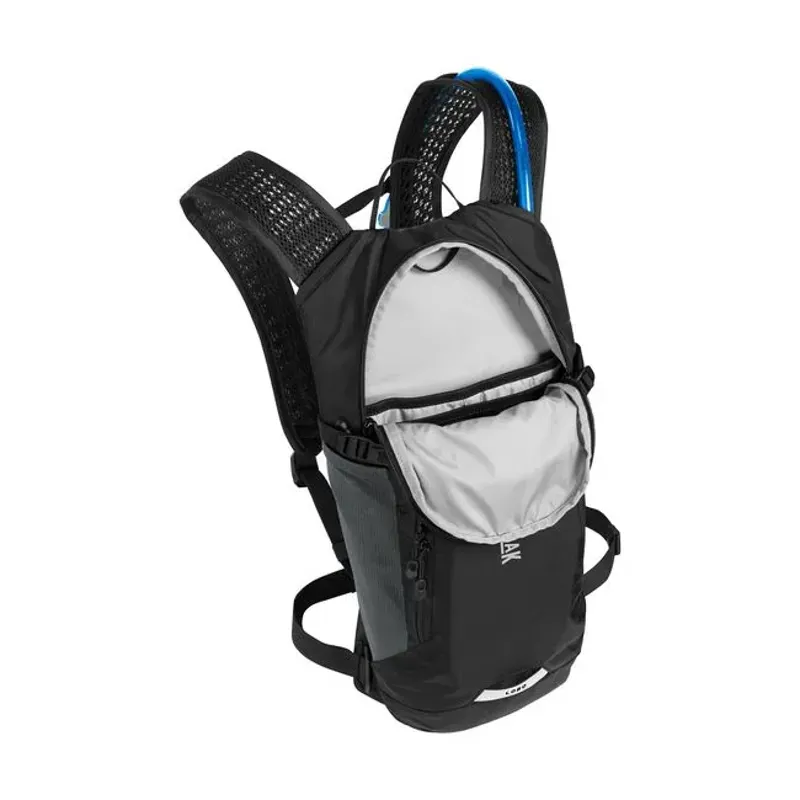 NI - Camelbak Lobo 9L Hydration Pack With 2L Reservoir in Black-5