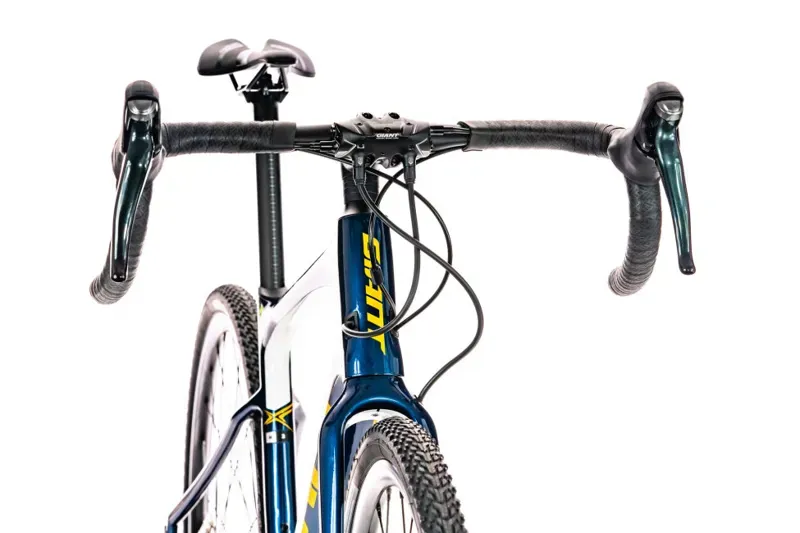 2020 Giant Revolt Advanced 3 Carbon Gravel Bike in Blue-4