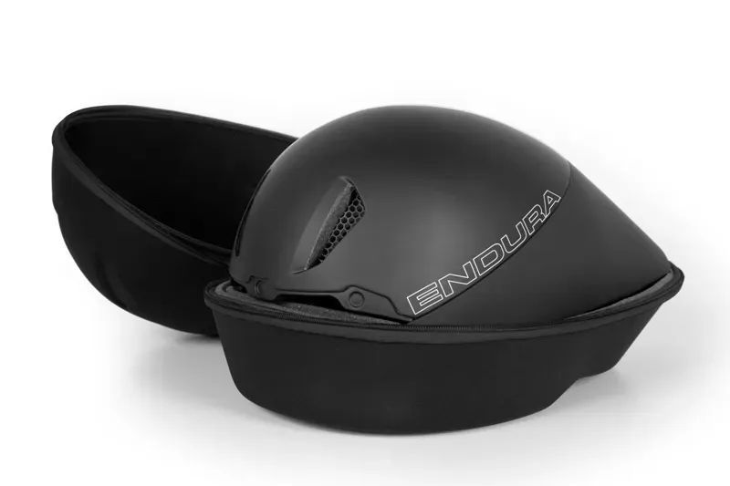 Endura D2Z Aeroswitch TT and Road Helmet in Black-2