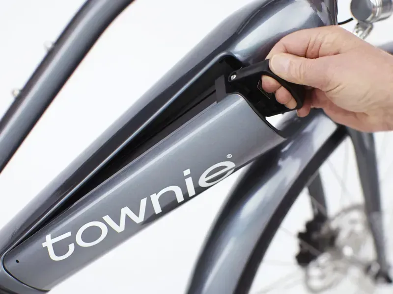 Electra Townie Path Go! 10D Step-Thru E-Bike in Holographic Silver-2