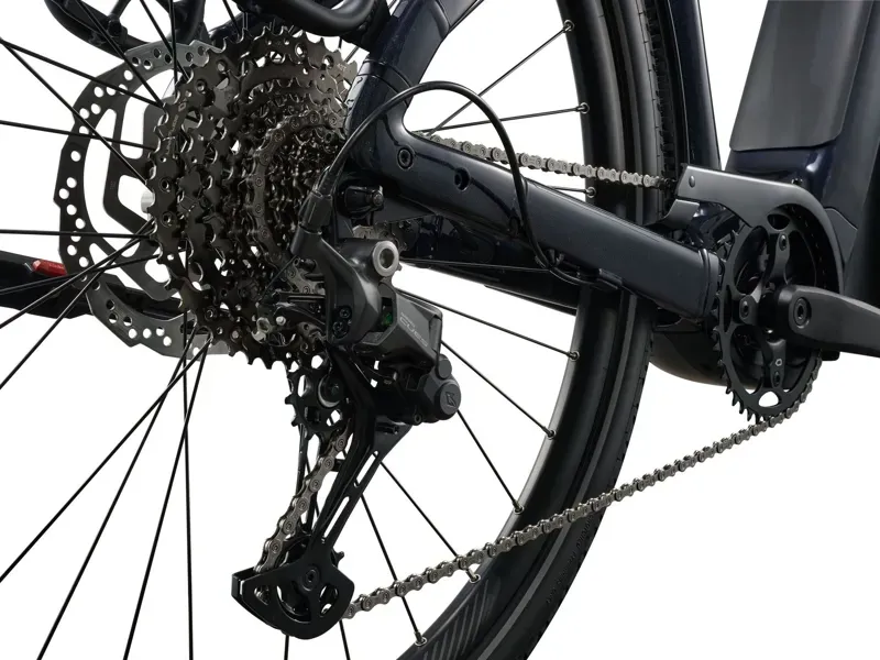 Giant AnyTour E+ 4 DD Electric Commuter Bike in Cold Night-3