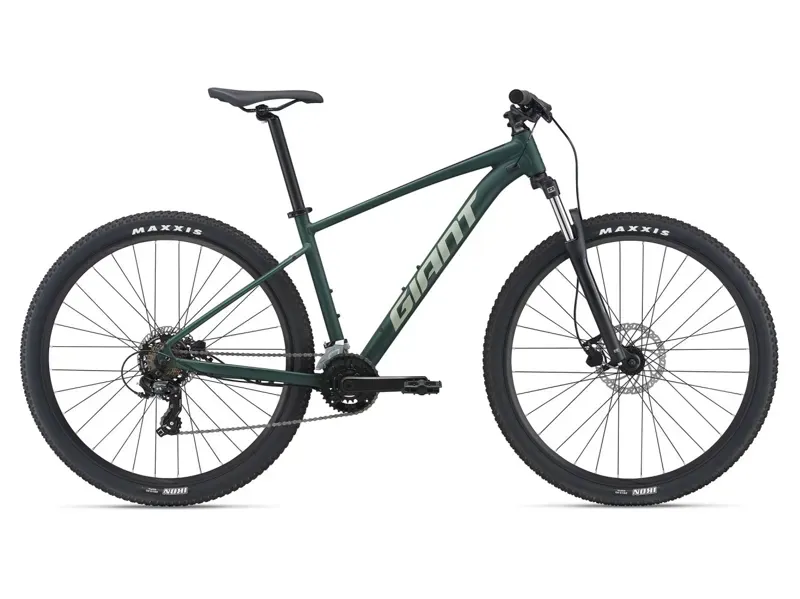 2021 Giant Talon 29 3 Disc Mountain Bike in Green 
