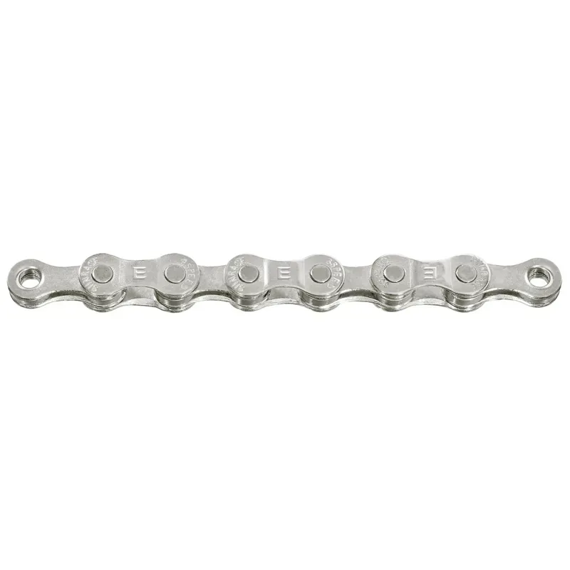 Sunrace and Sturmey Archer 8 Speed 138L E-Bike Chain in Silver