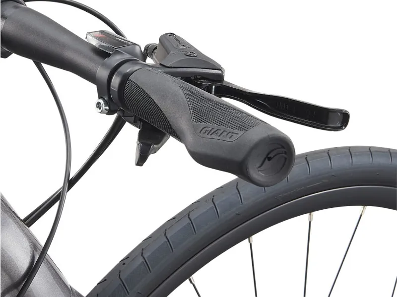 Giant FastRoad SL 3 Disc Flat Bar Road Bike in Black