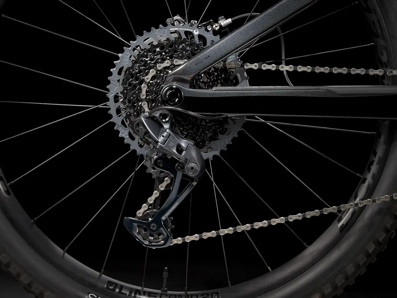 Trek Rail 9.8 GX eMountain Bike in Prismatic/Trek Black-9