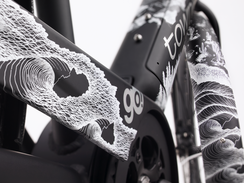 Electra Townie Path Go! 10D Step-Over E-Gravel Bike In Black-2