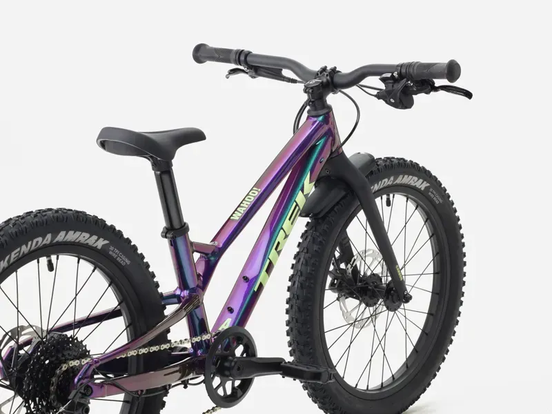 Trek Wahoo 20 Trail Kids Hybrid Bike in Emerald Iris-2
